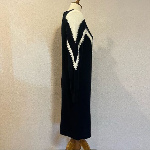 VTG 90s Black and White Geometric Sweater Dress by Yarnworks Petite Size MP/S - Picture 6 of 16